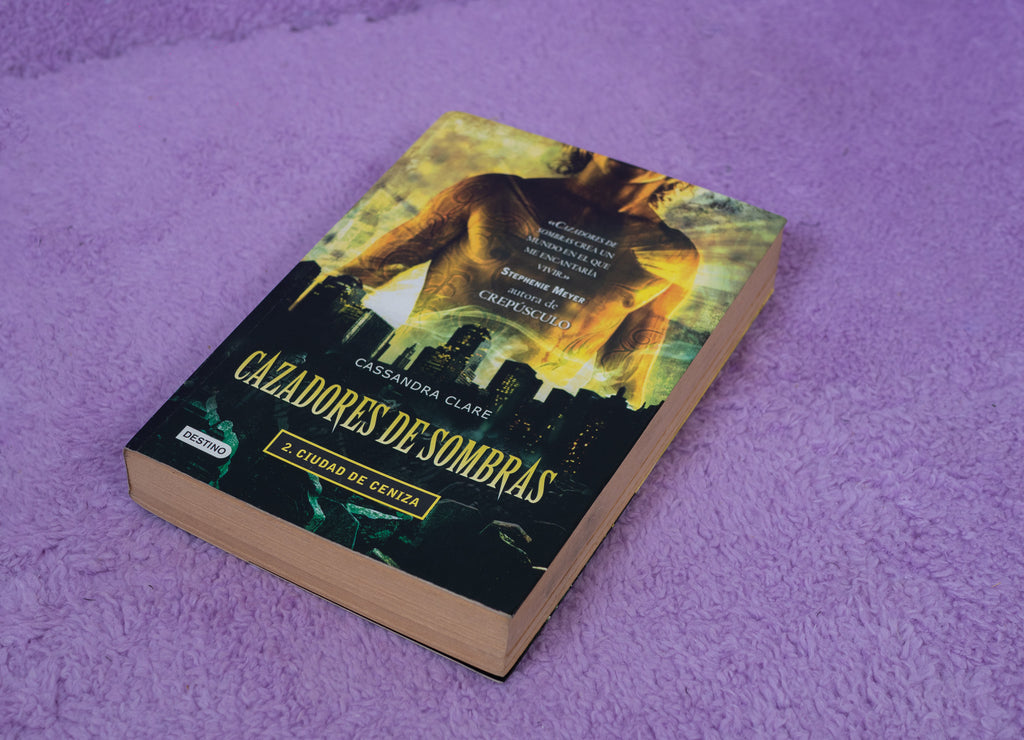 Cazadores de Sombras: Ciudad de Ceniza (Preamado)