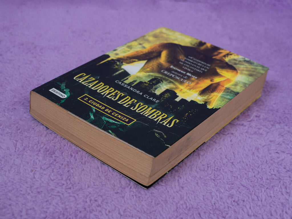 Cazadores de Sombras: Ciudad de Ceniza (Preamado)